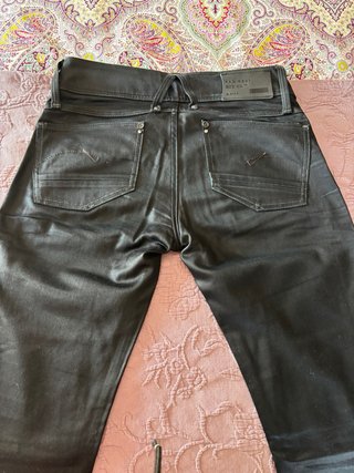 Pantalón encerado G-Star Raw mujer. Talla 30