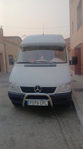Mercedes-Benz eSprinter 2004