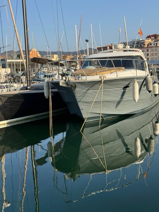 Barco Beneteau Flyer 12 Cabin c/ extras