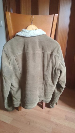 Cazadora Levi's Ante Marrón con Borrego