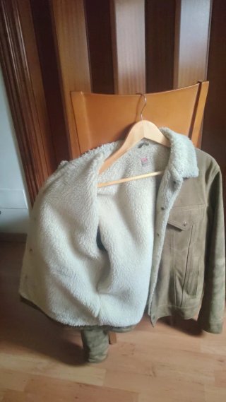 Cazadora Levi's Ante Marrón con Borrego
