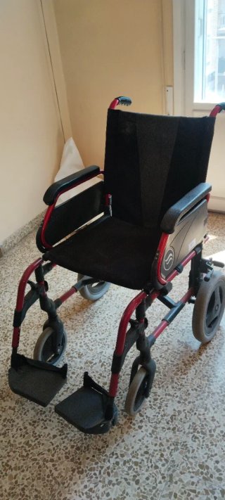Sillas de ruedas pegable