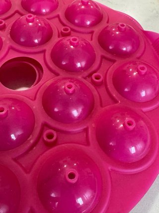 Molde Cake Pops Lékué 18 cavidades