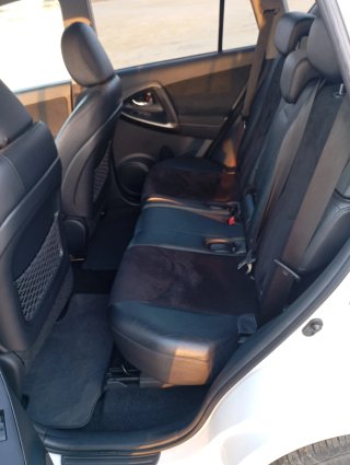 Toyota RAV4 2013