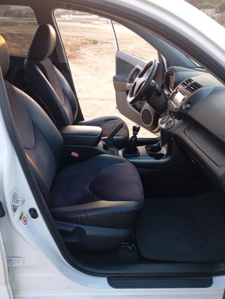 Toyota RAV4 2013