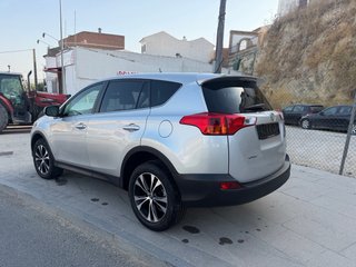 Toyota RAV4 2015