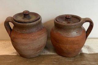 Par de Pucheros Antiguos