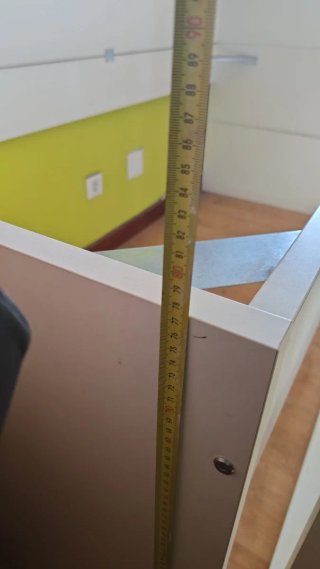 Cama nido blanca y verde