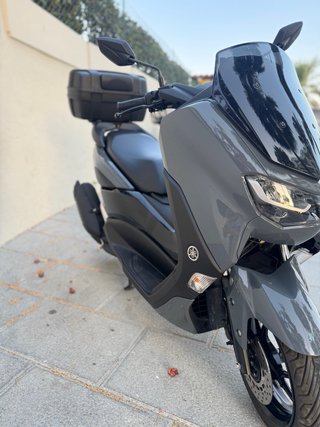 Yamaha Nmax Gris Scooter
