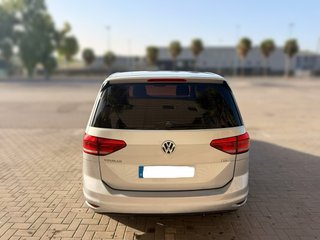 Volkswagen Touran 2016