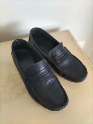 Zapatos de piel para niños