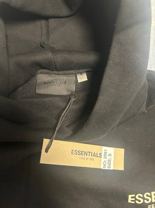 Sudadera Essentials Negra