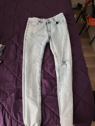 Pantalones vaqueros Pull&Bear negros rotos