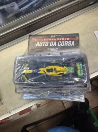 Auto da Corsa McLaren 1:24