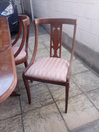 Mesa de comedor y 6 sillas