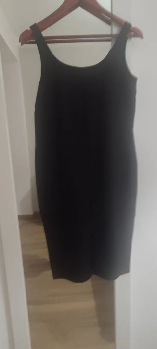 Vestido negro sin mangas a estrenar