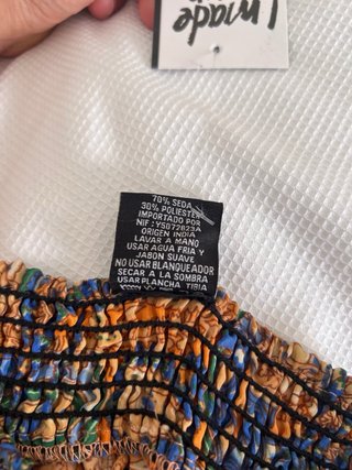 Minifalda de seda naranja estampado