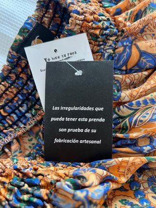 Minifalda de seda naranja estampado