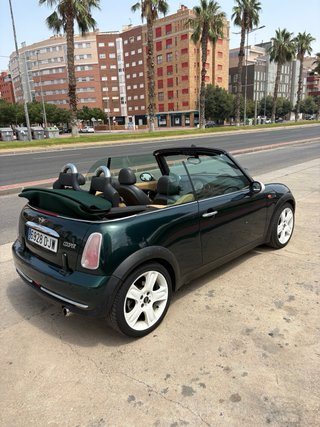 MINI Cooper Cabrio