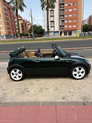MINI Cooper Cabrio