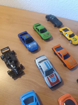 Lote 25 coches de juguete variados