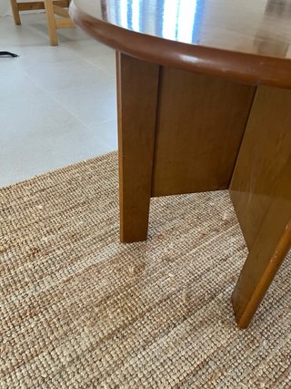 Mesa redonda de madera vintage