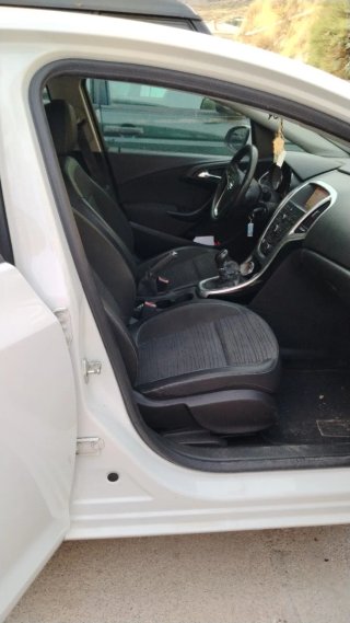 Opel Astra 2015