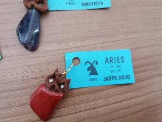 Colgantes Zodiacales con Piedras Naturales