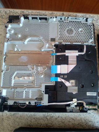 Despiece PS4 Slim CUH-2216A