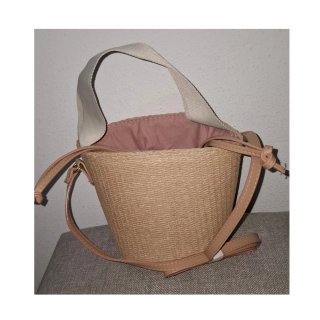 Bolso de rafia beige y rosa