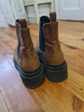 Botines Chelsea Marrones