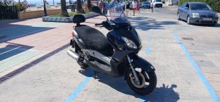 Yamaha XMAX 250 Scooter Negra/Azul