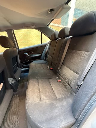Peugeot 406 2001