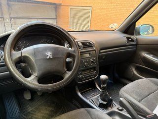 Peugeot 406 2001