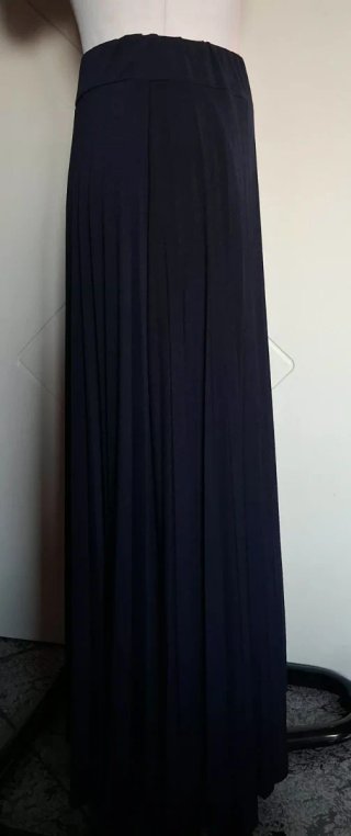 Gonna lunga donna blu a pieghe
