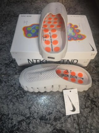 Nike Mind 001