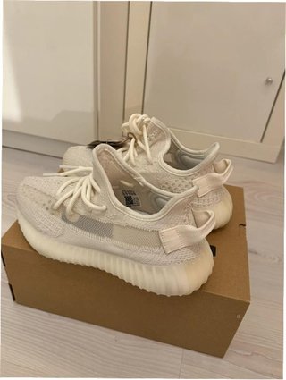 Adidas Yeezy Boost 350 V2 EU38