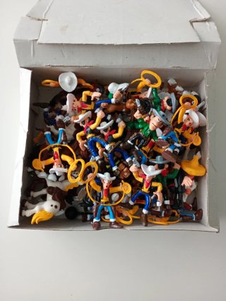 Figura Lucky Luke con pistola PVC Comansi nueva