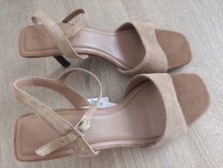 Sandalias de piel