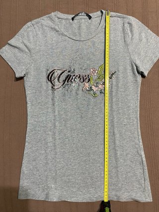 Camiseta Guess Mujer Gris Bordada