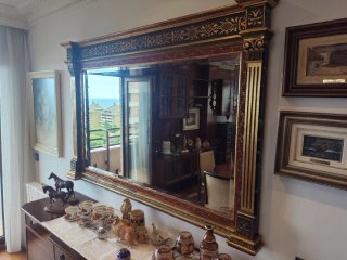 Espejo de salón grande decorativo
