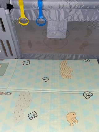 Cortile grande XL per bambini con tappeto e porta