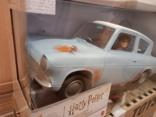 Coche Volador Harry Potter Mattel y sello Hogwarts