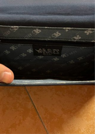 Pochette vintage Ares