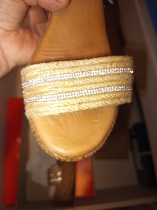 Porronet Sandalias Verano Beige y Blanco