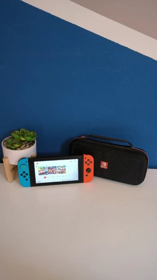 Nintendo Switch Roja y Azul + Accesorios