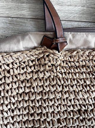 Bolso trenzado rústico con forro