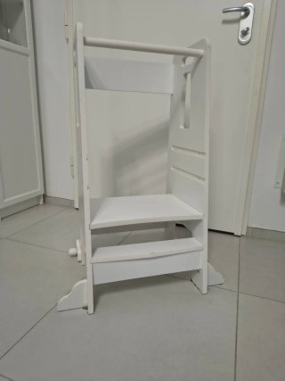Torre montessoriana bianca