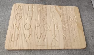 Tabla de madera para aprender letras