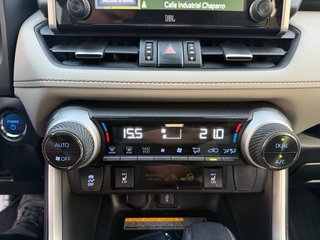 Toyota RAV4 2021